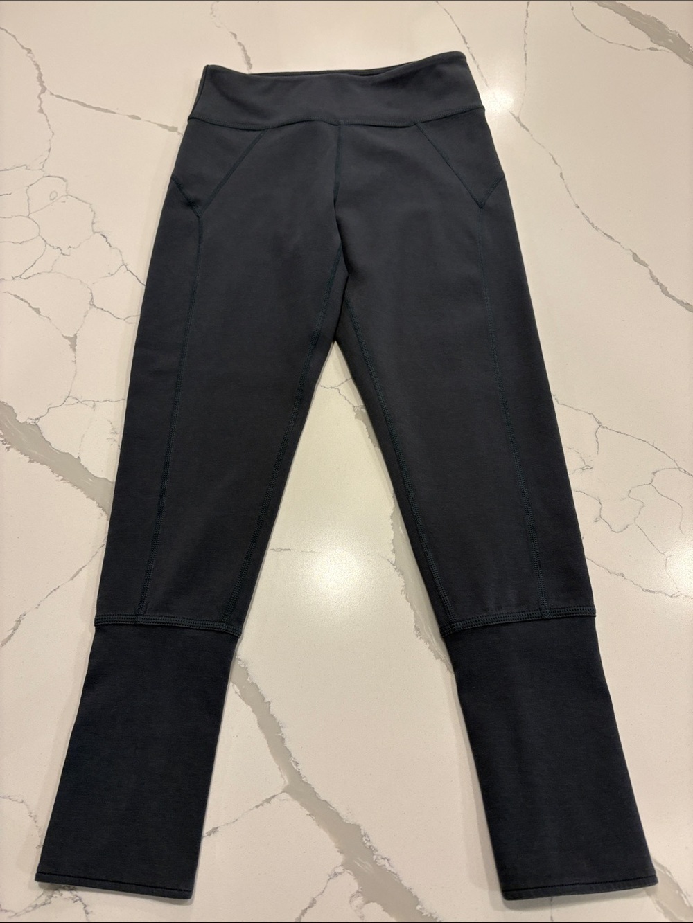 Free People Movement Grey Leggings with Tulip Hem 24” ~ Small